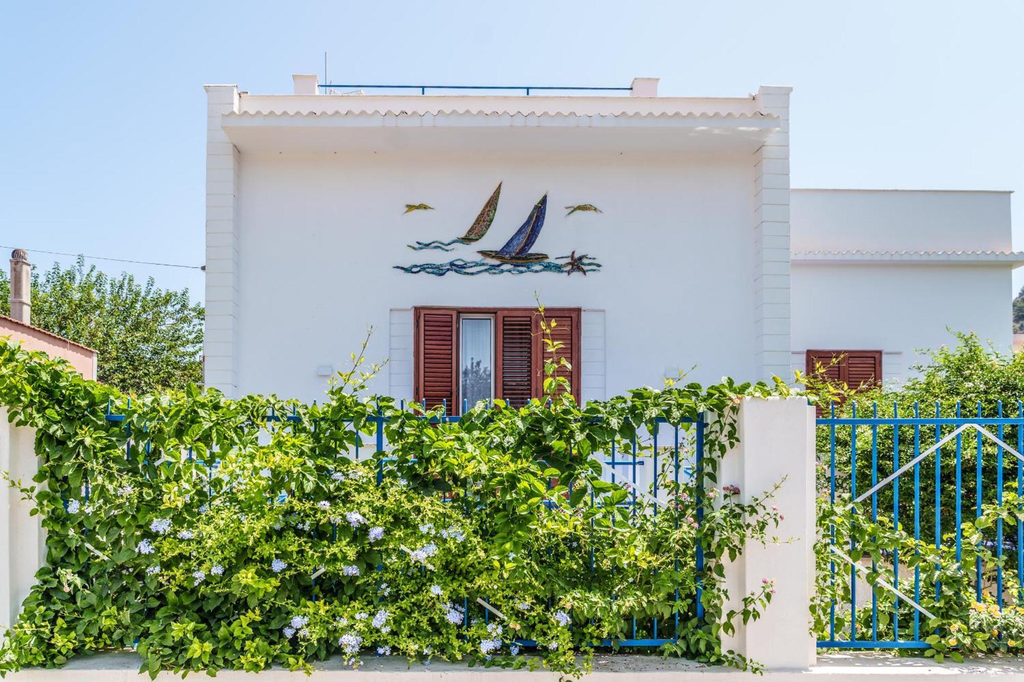 Le Vele Mondello, Villa A Due Passi Dal Mare Luaran gambar